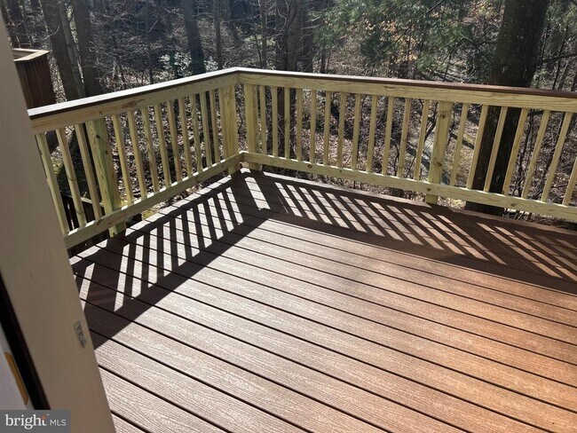 Building Photo - 5833 Pin Oak Commons Ct