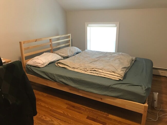 Building Photo - 28 Nash St