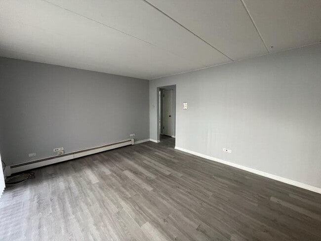 Building Photo - 13043 S Wood St