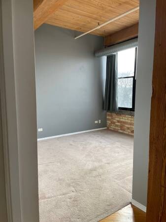 Building Photo - 2911 N Western Ave