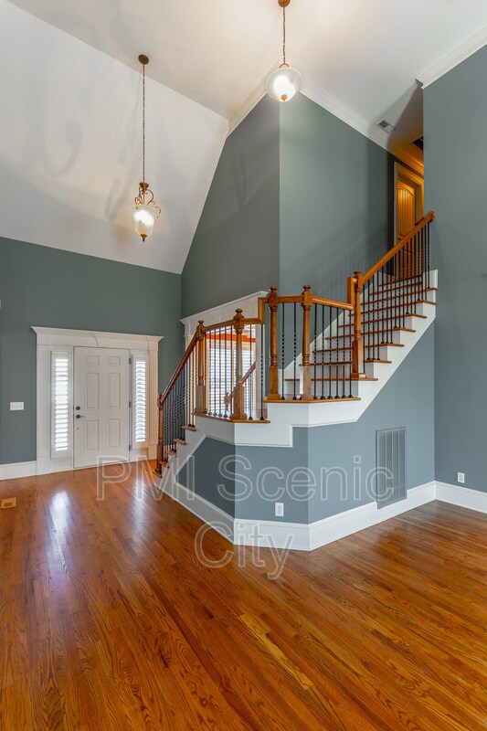 Building Photo - 8802 Mckenzie Farm Dr