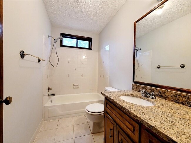 Building Photo - 3441 Rocky Springs Ct NE