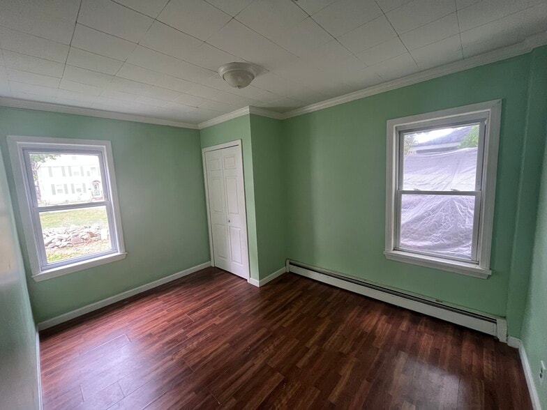 Bedroom 1 - 8 Oak St