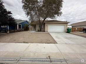 Building Photo - 3 bdr, 2 ba home for rent in Fernley