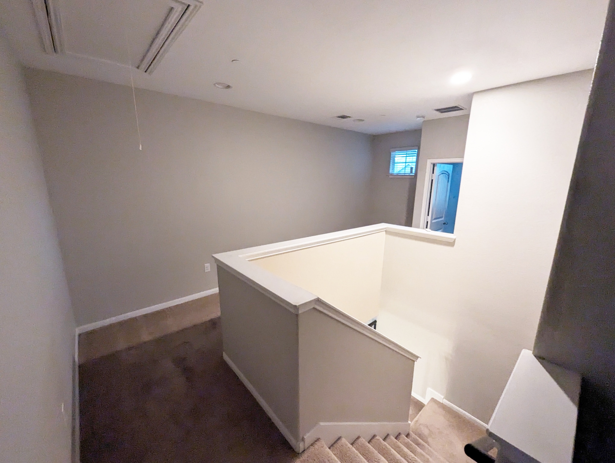 loft - 2880 Donnell Dr
