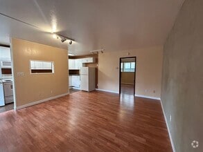 Building Photo - 80243