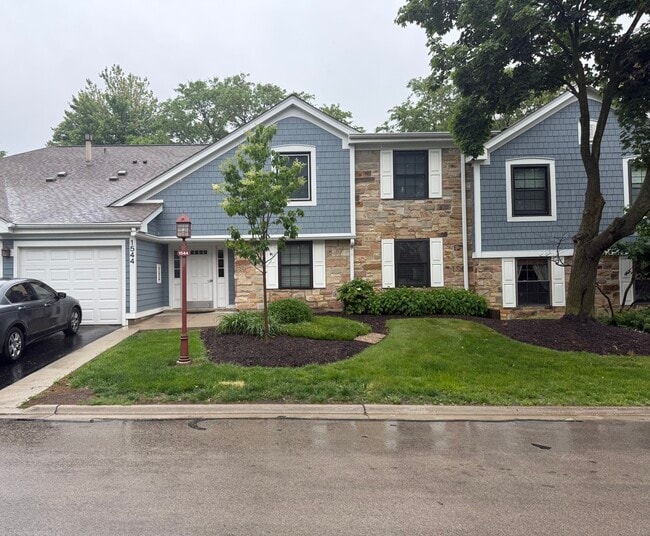 Primary Photo - 1544 Williamsburg Dr