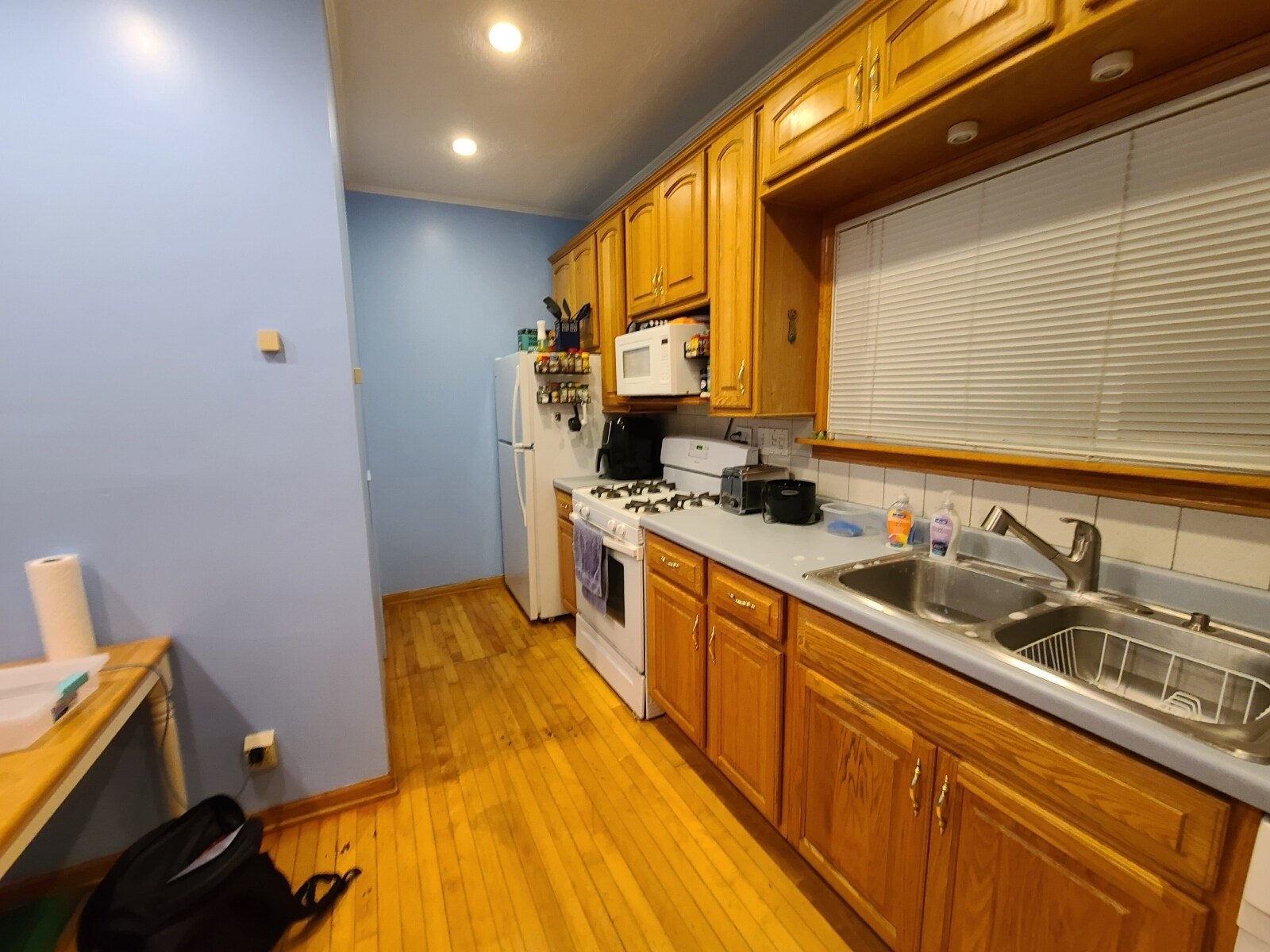 Building Photo - 3449 Longfellow Ave