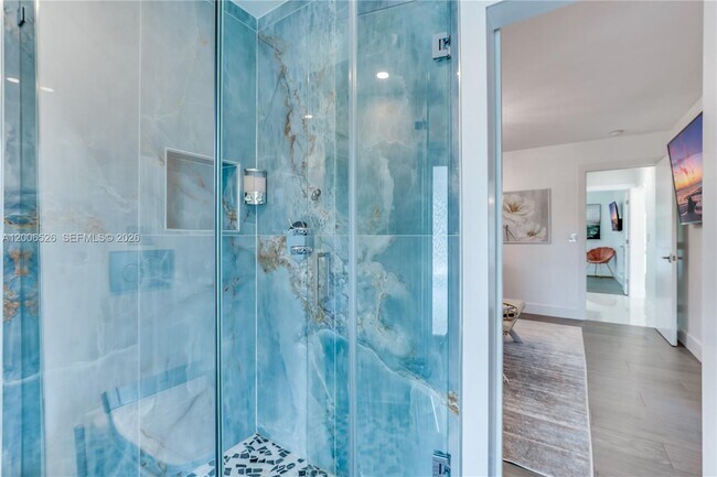 Building Photo - 4212 Van Buren St