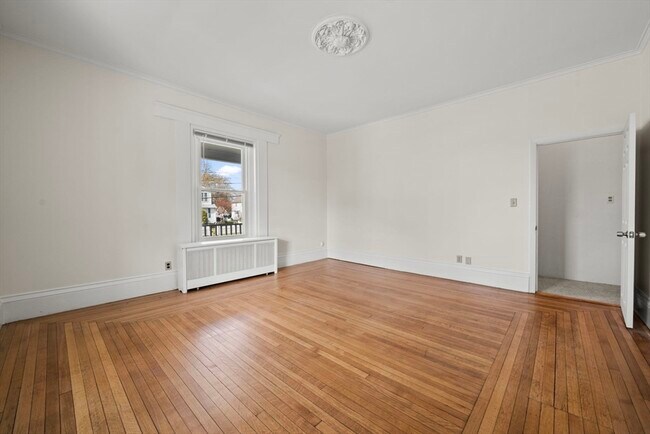 Building Photo - 99 Montvale Ave