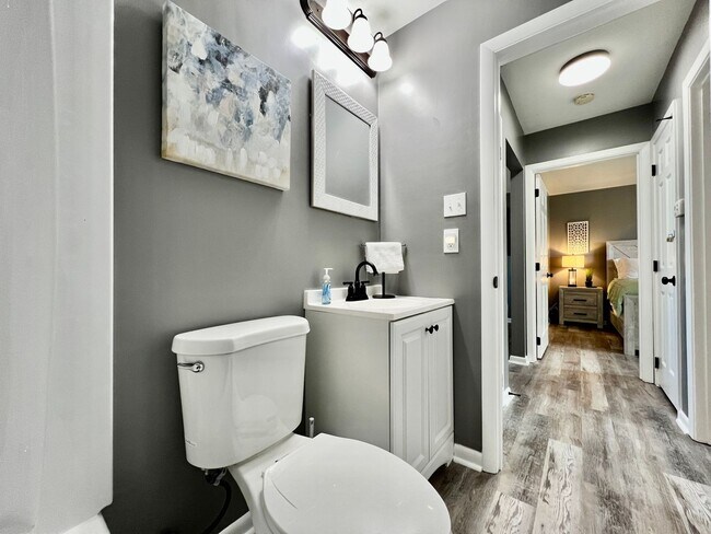 Building Photo - Fully furnished apartment with all utilities and High-speed internet included