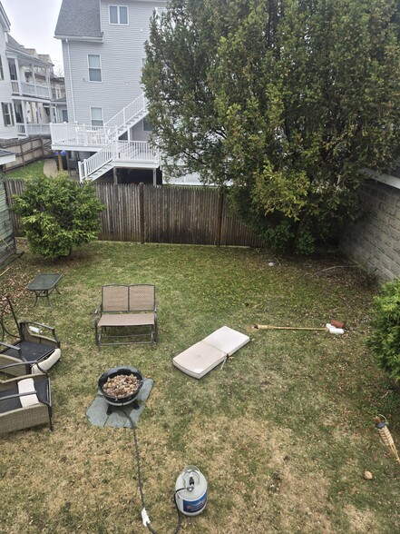 Building Photo - 21 Bothwell Rd