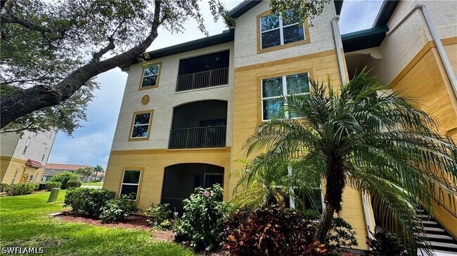 Building Photo - 11530 Villa Grand