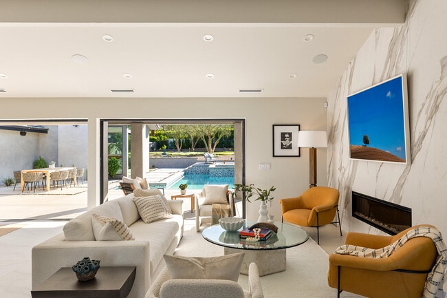 Building Photo - 71501 Sahara Rd