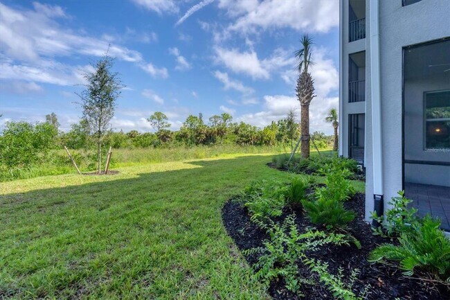 Building Photo - 14161 Heritage Landing Blvd