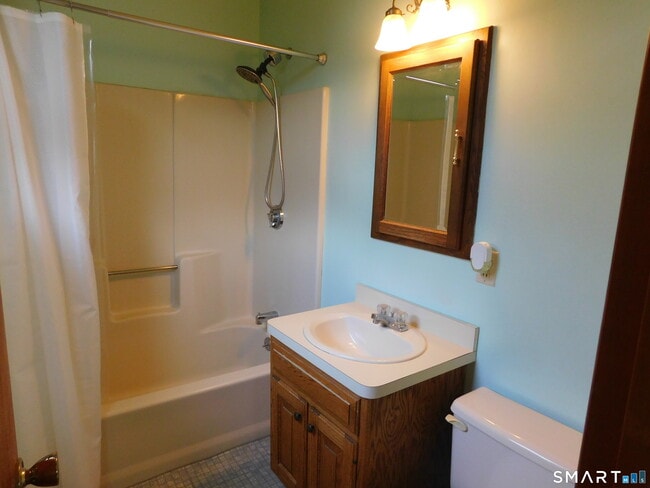 Building Photo - 4754 Madison Ave