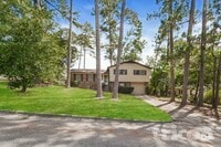 Building Photo - 2010 Flintwood Dr