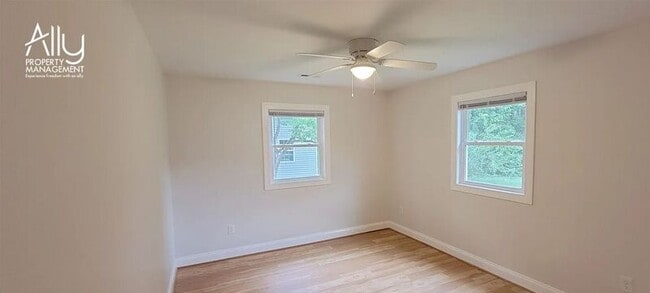 Building Photo - 290 Windfield Cir