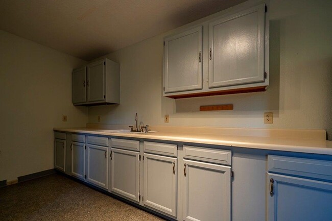 Building Photo - 426.5 S 5th Livingston, MT 59047