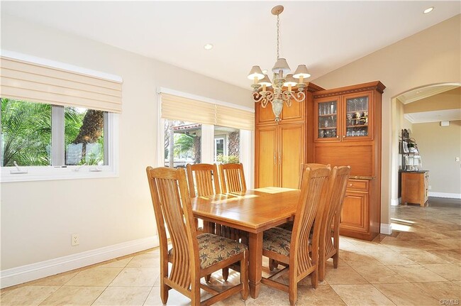 Primary Photo - 1525 Chelsea Rd