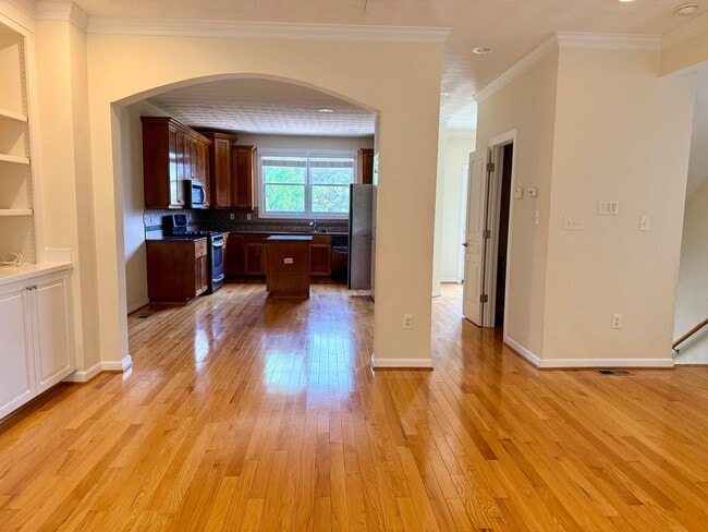 Building Photo - Gorgeous 3 story, 3 bed home in Ocean Park!