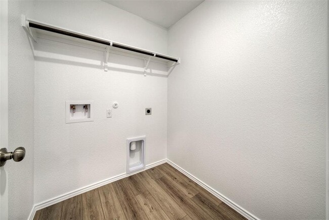 Building Photo - 108 Montego St