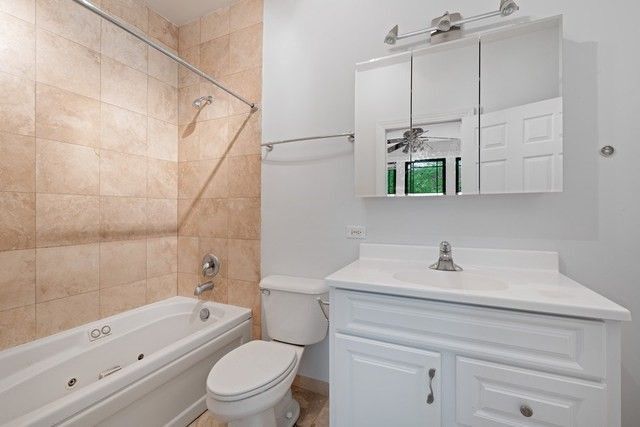 Master Bathroom - 1136 W Pratt Blvd