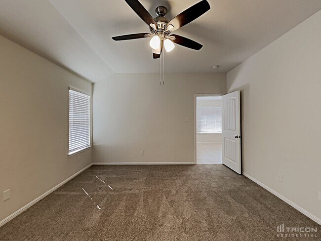 Building Photo - 840 Watson Wy