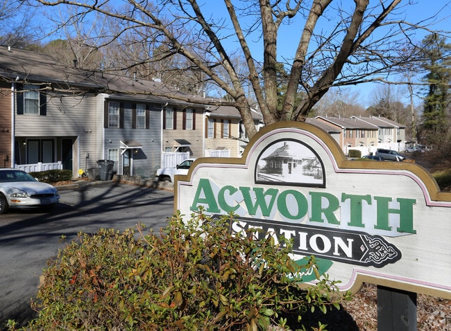 Building Photo - Acworth Station