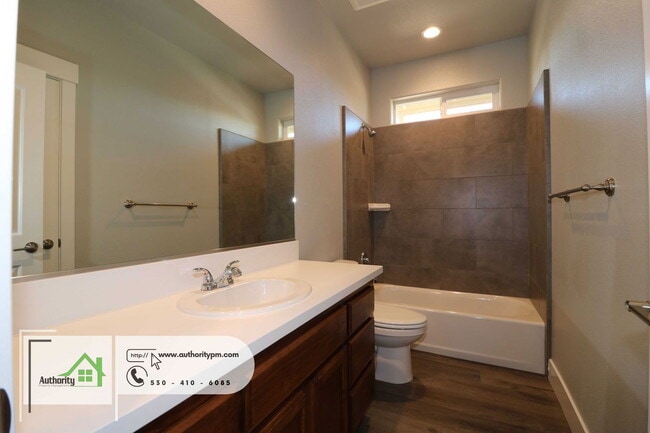 Building Photo - 2879 Calaveras Ct