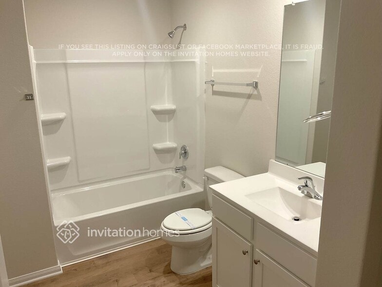 Building Photo - 8214 Sunberry Shadow Dr