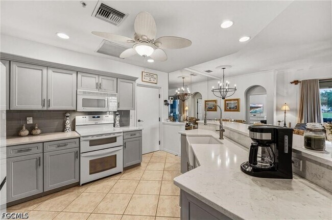 Building Photo - 14320 Harbour Links Ct