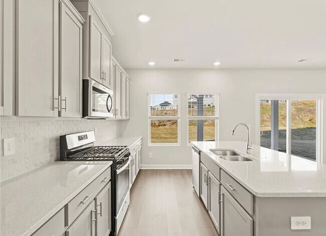 Building Photo - Beautiful 4/3 Available Now!