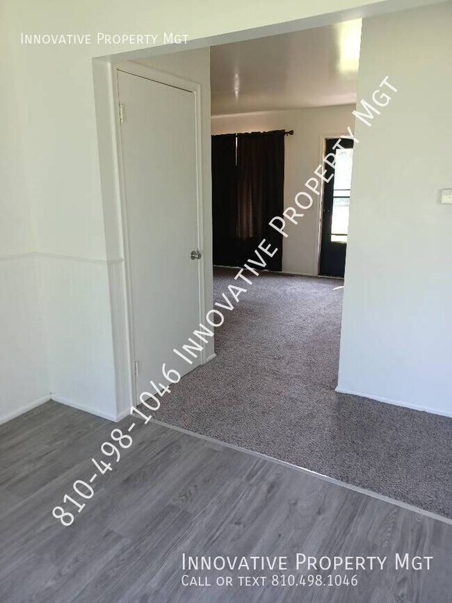 Building Photo - Beautiful 3 bedroom, 1 bath, desirable are...