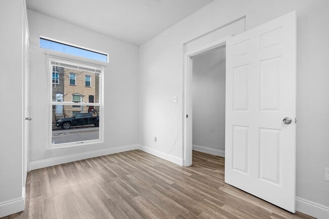 Building Photo - Beautifully Renovated 3 Bedroom 2.5 Bathroom Rental with study in McElderry Park VOUCHER Holders ...