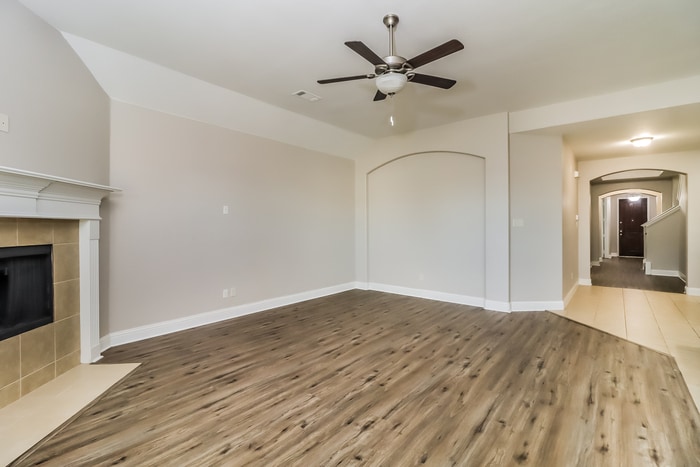 Building Photo - 236 Carson Dr