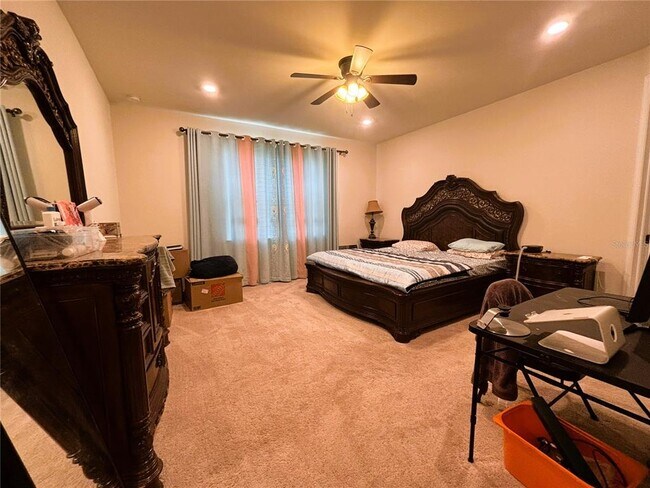 Building Photo - 12444 Golden Sage Dr