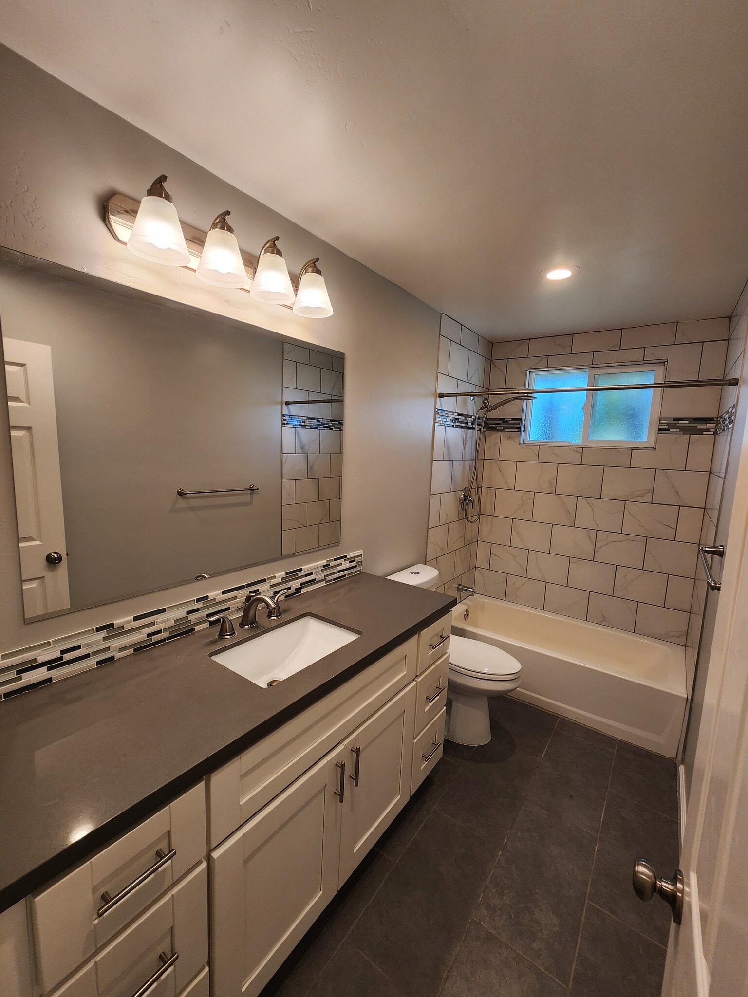 Building Photo - 5051 Rebel Rd