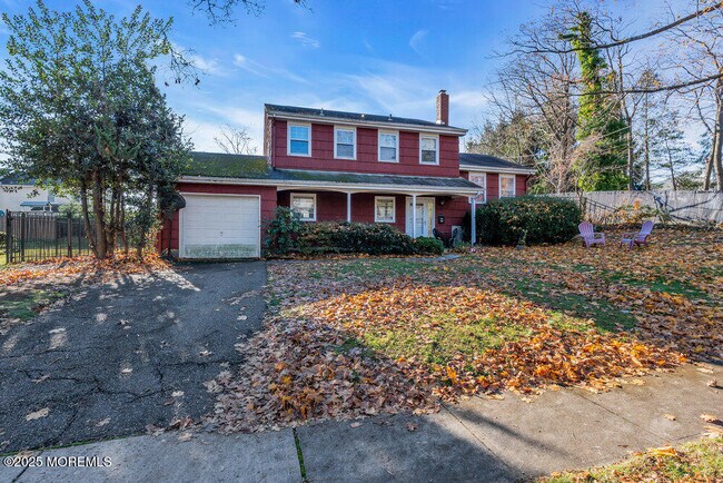 Building Photo - 260 Howard Ave