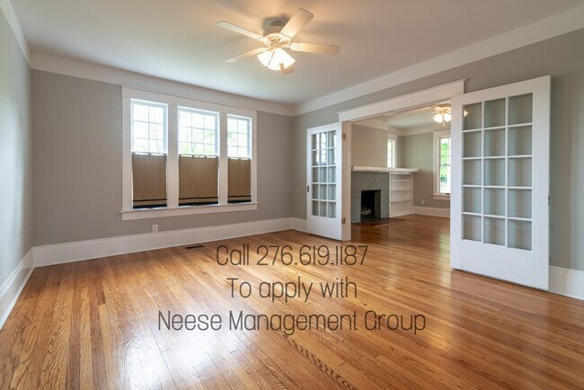 Building Photo - 809 Colonial Rd SW