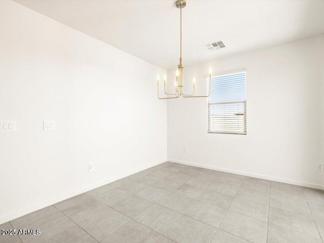 Building Photo - 41740 W Sonoran Trail