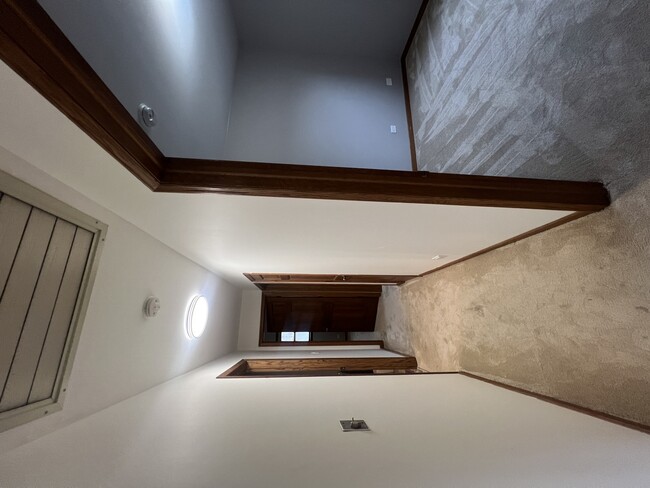 Building Photo - 1300 Wolff Ave