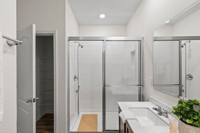 Building Photo - 85 Las Casitas Blvd