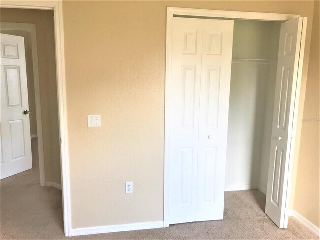 Building Photo - 3480 Hawkin Dr