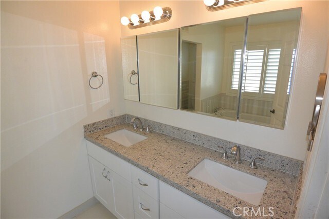 Building Photo - 17342 Anglin Dr