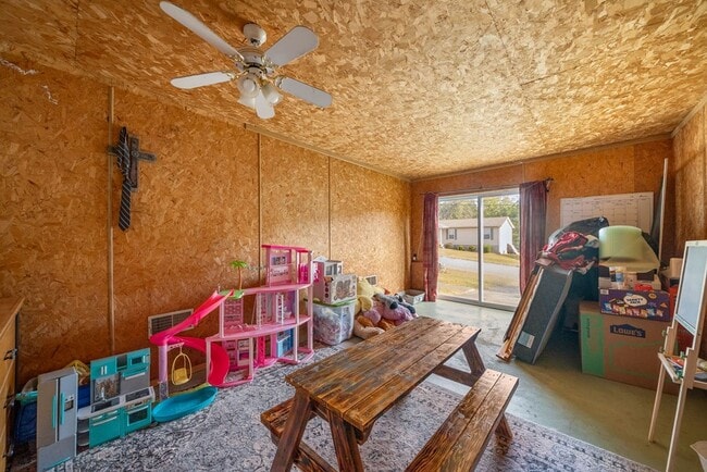 Building Photo - 1405 Barberry Pl