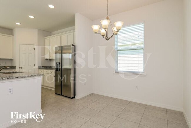 Building Photo - 1642 Isleta Lp