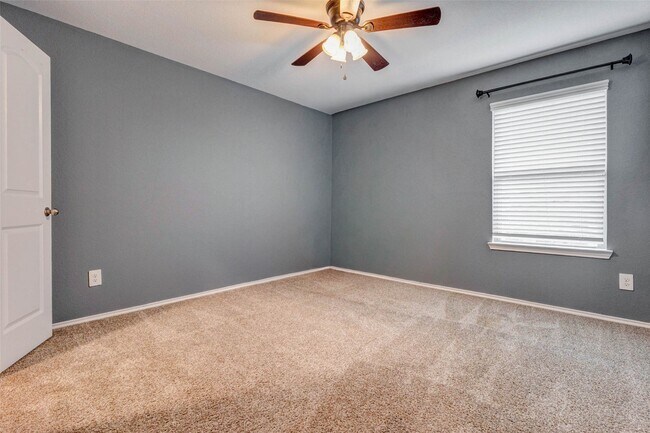 Building Photo - 5114 Jasmine Dawn Dr