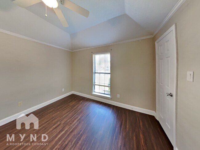 Building Photo - 1118 Tahlequah Trail