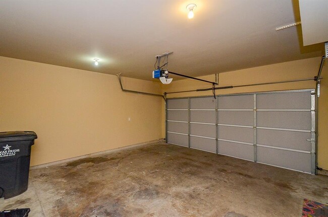 Building Photo - 5313 Ave J-